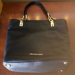 Black Michael Kors purse